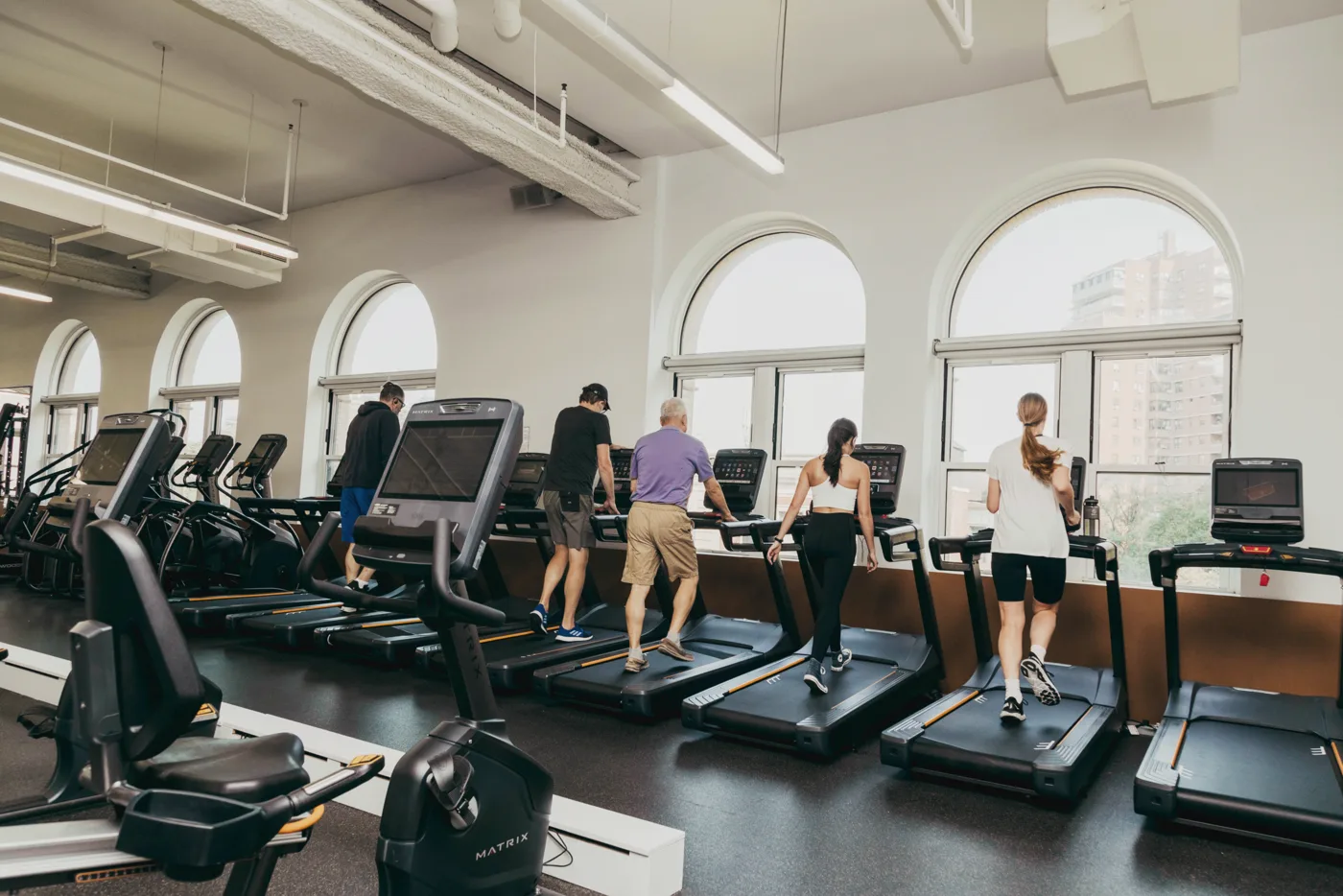 The gym at MANNY CANTOR FITNESS