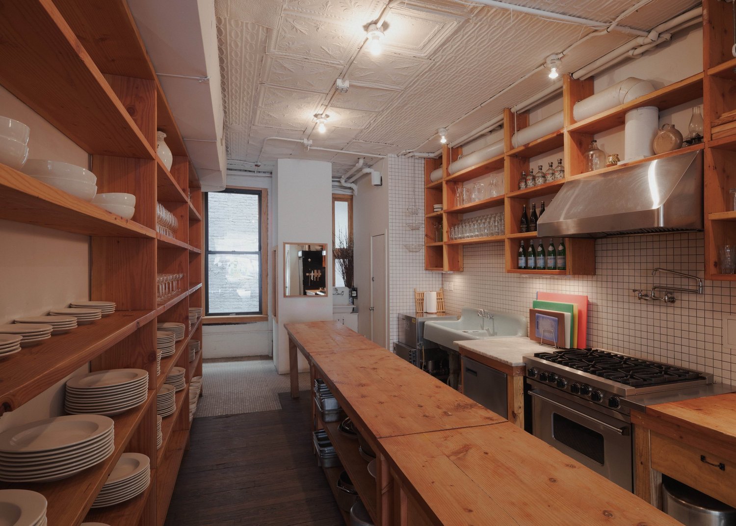 The kitchen at LEE’S