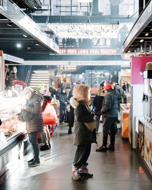 ESSEX MARKET interior