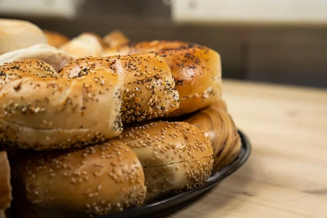 KOSSAR’S bagels and bialys