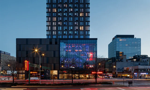 REGAL ESSEX CROSSING theater exterior